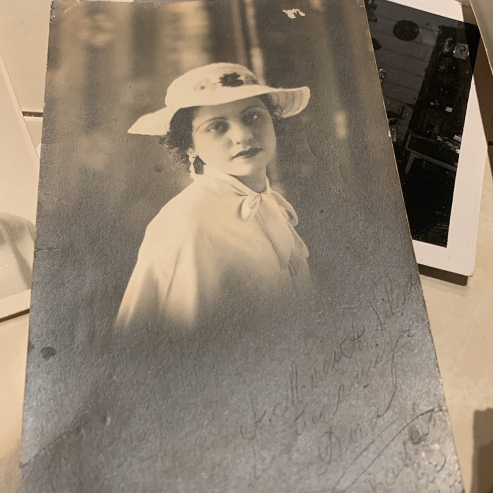 Lot of 10 vintage photos. - Picture 2 of 9